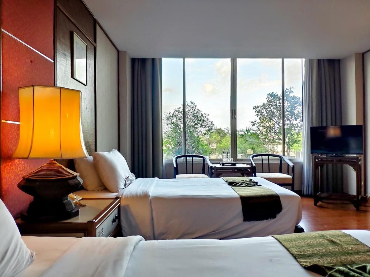 Chiang Mai Orchid Hotel Exterior foto